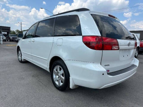 2005 Toyota Sienna
