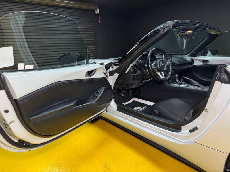 2016 Mazda MX-5 Miata Club