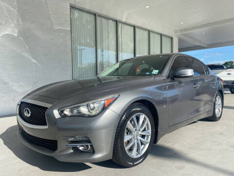 2015 Infiniti Q50 for sale at Powerhouse Automotive in Tampa FL