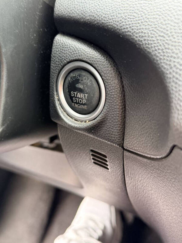 2013 Mazda MAZDA3 i Touring