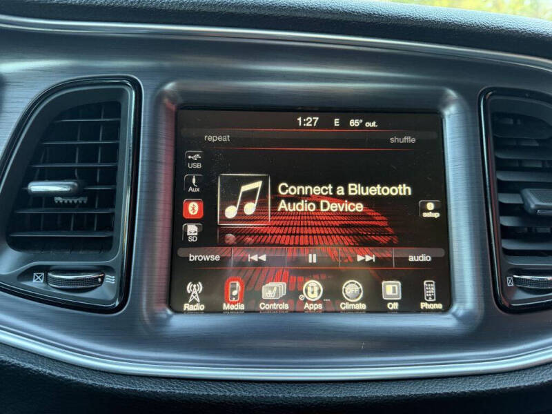 2016 Dodge Challenger R/T Shaker