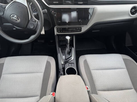 2018 Toyota Corolla LE