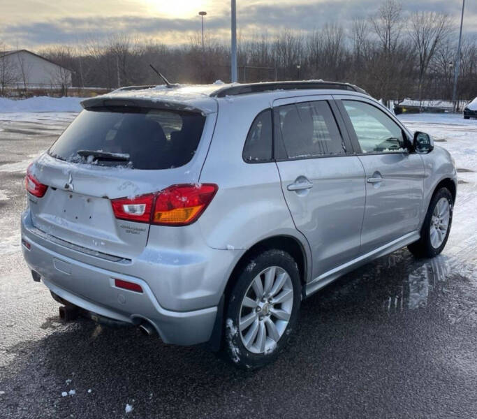 2011 Mitsubishi Outlander Sport SE