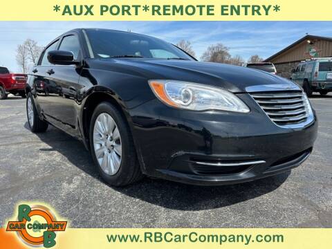 2013 Chrysler 200 for sale at R & B CAR CO - R&B CAR COMPANY in Columbia City IN