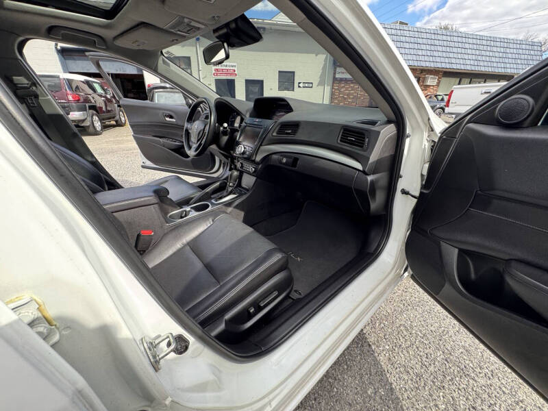 2018 Acura ILX w/Premium