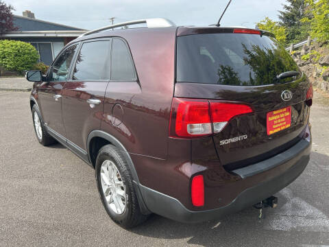 2015 Kia Sorento LX