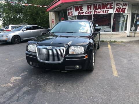 2006 Chrysler 300 for sale at Right Place Auto Sales in Indianapolis IN