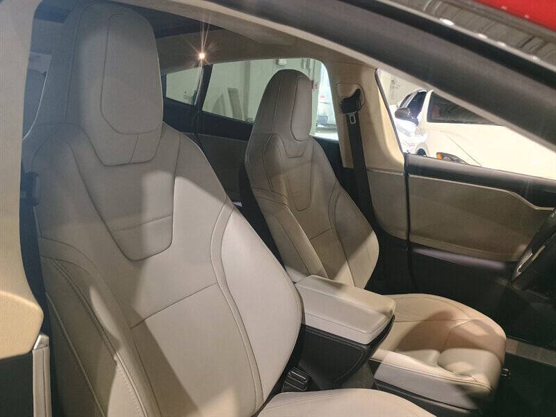 2016 Tesla Model S 70