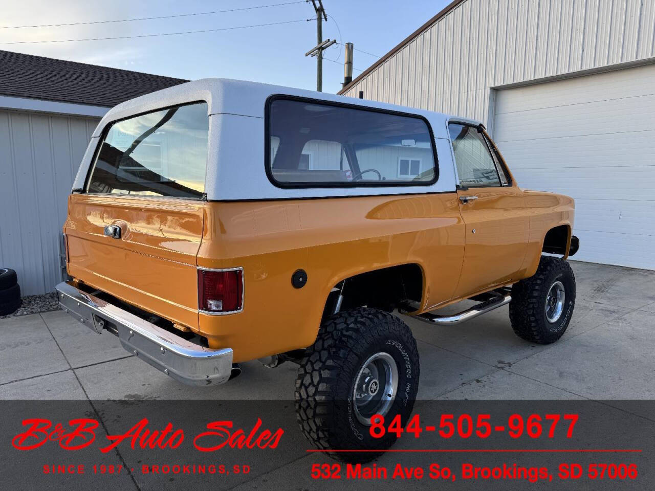 1975 GMC Jimmy 8