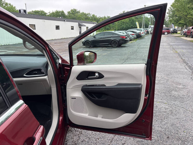 2020 Chrysler Pacifica Hybrid Limited