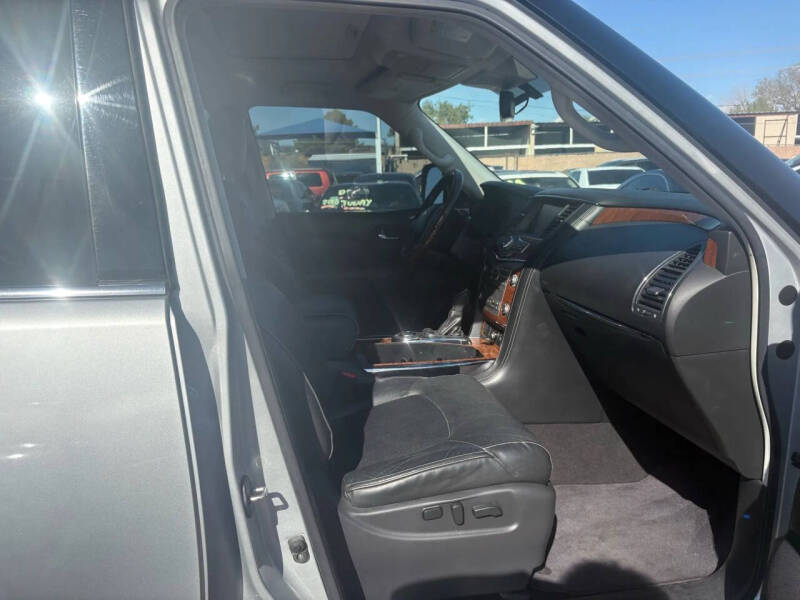 2019 Infiniti QX80 Luxe