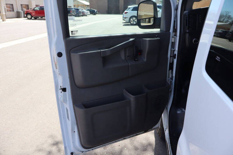 2017 Chevrolet Express LT 3500