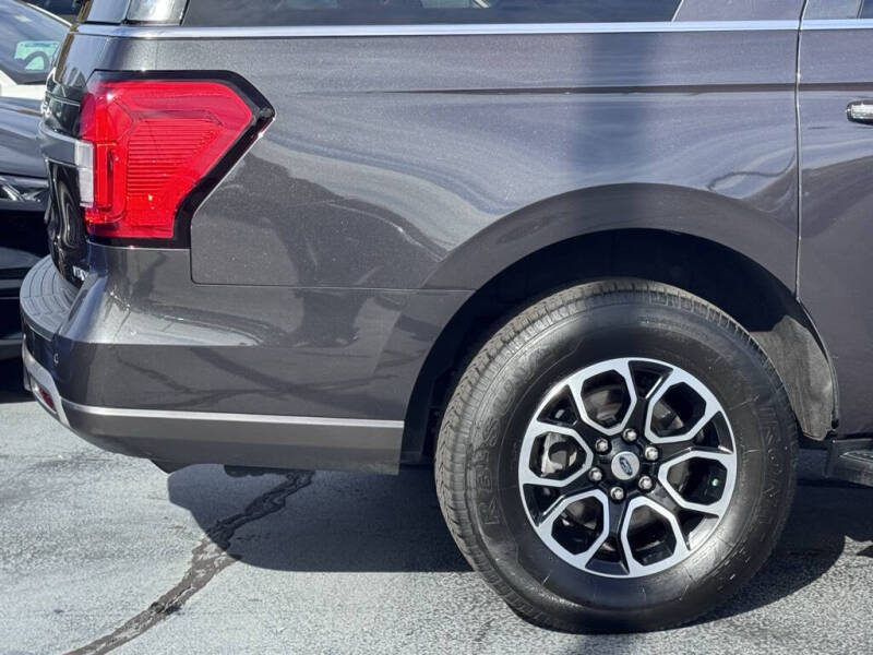 2024 Ford Expedition MAX XLT