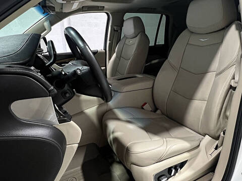 2018 Cadillac Escalade Premium Luxury