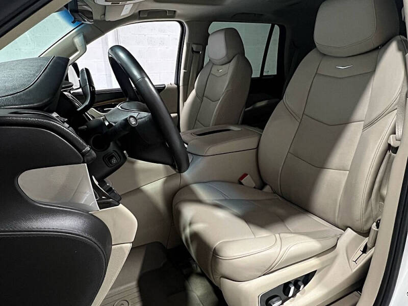 2018 Cadillac Escalade Premium Luxury