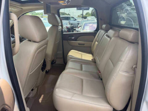 2013 Chevrolet Avalanche LTZ Black Diamond