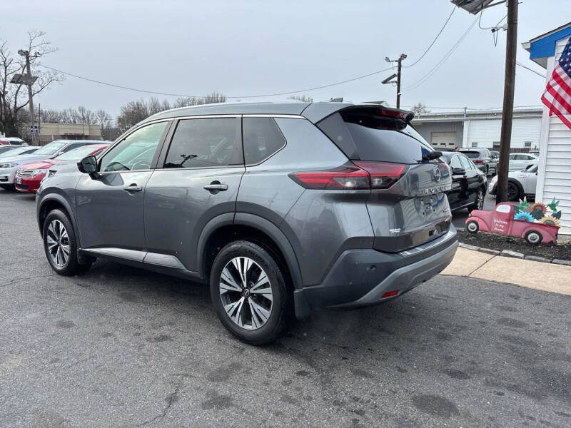 2022 Nissan Rogue SV