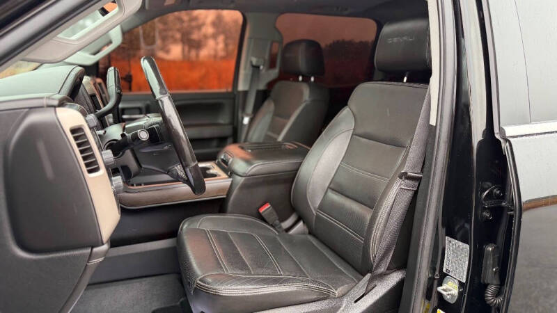 2019 GMC Sierra 3500HD Denali