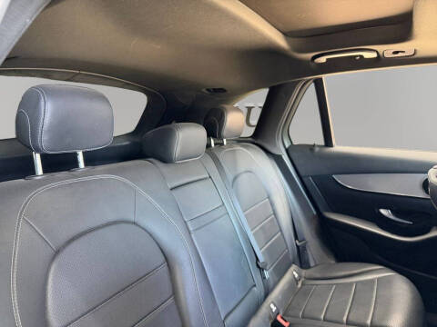 2019 Mercedes-Benz GLC GLC 300