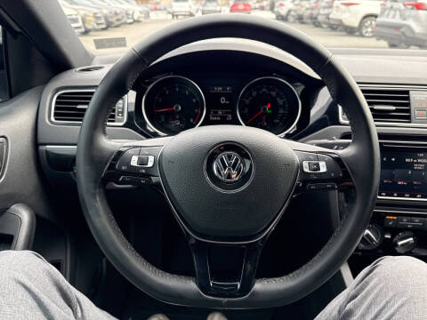 2018 Volkswagen Jetta 1.8T SE Sport