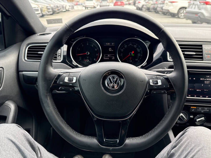 2018 Volkswagen Jetta 1.8T SE Sport