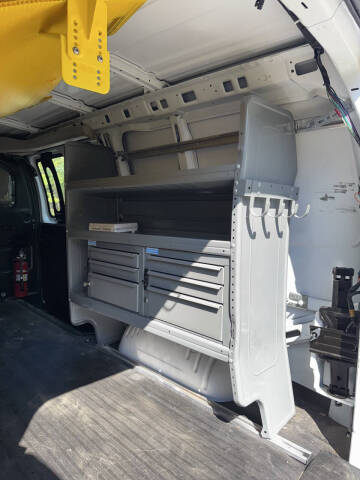 2021 Chevrolet Express 2500