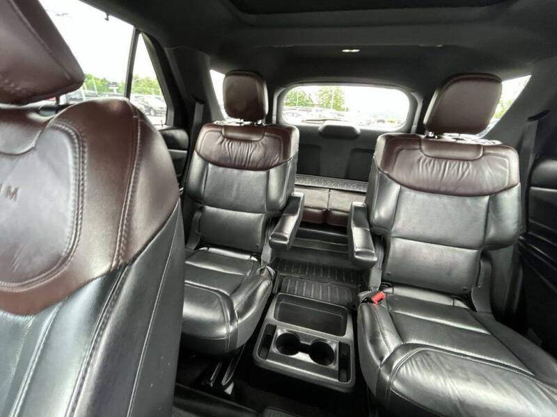 2021 Ford Explorer Platinum