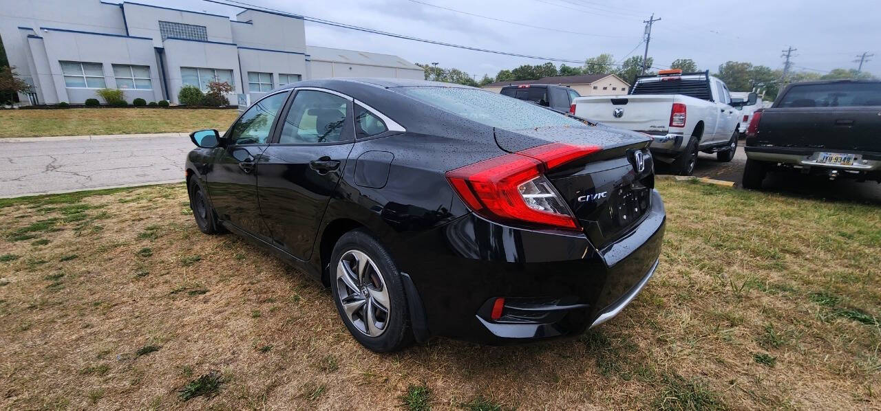 2019 Honda Civic for sale at URIEL's AUTOMOTIVE LLC in Middletown, OH