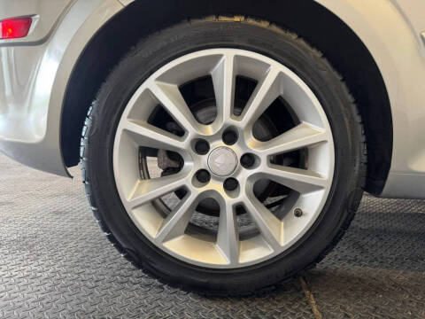 2008 Saturn Astra XR