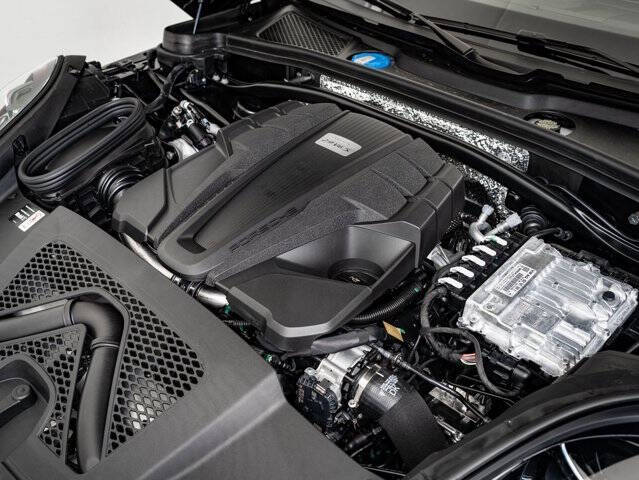 2026 Porsche Macan S