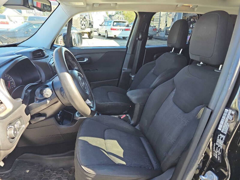 2017 Jeep Renegade Latitude