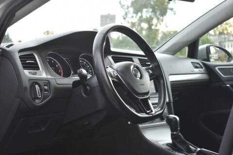 2015 Volkswagen Golf TSI S