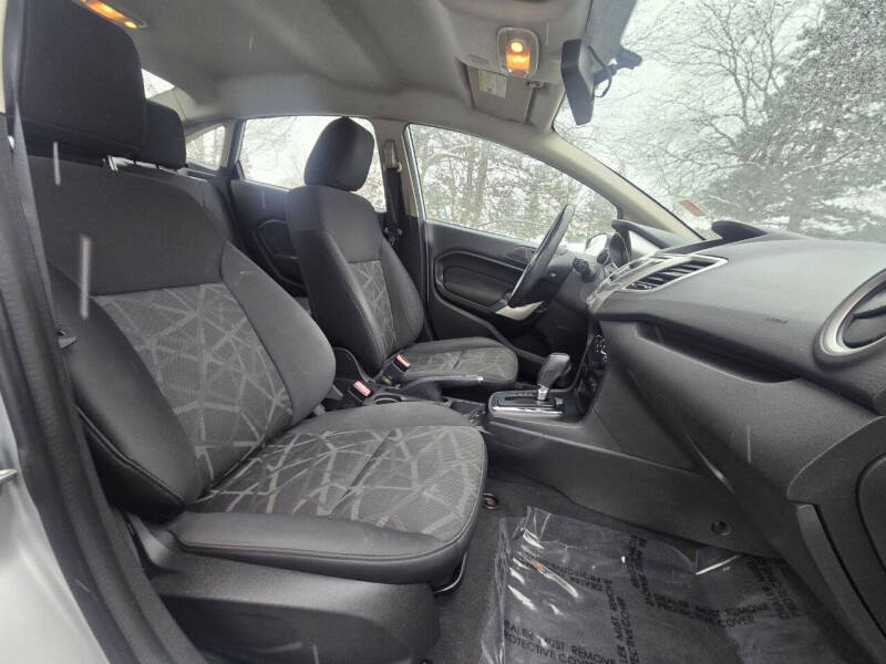 2011 Ford Fiesta SEL