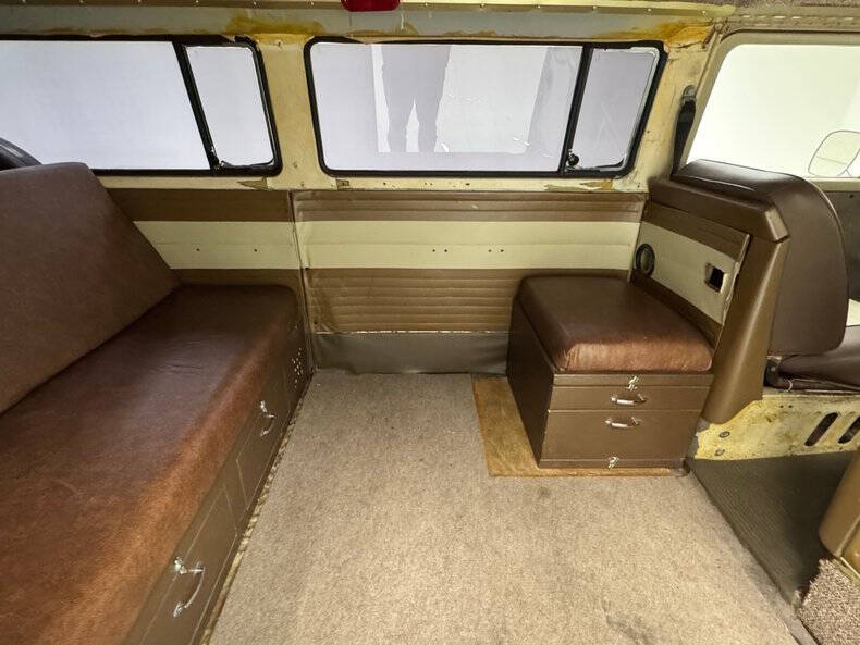 1969 Volkswagen Bus