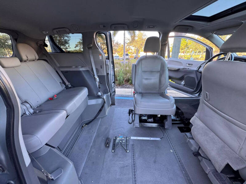 2019 Toyota Sienna