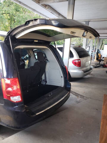 2011 Dodge Grand Caravan Crew