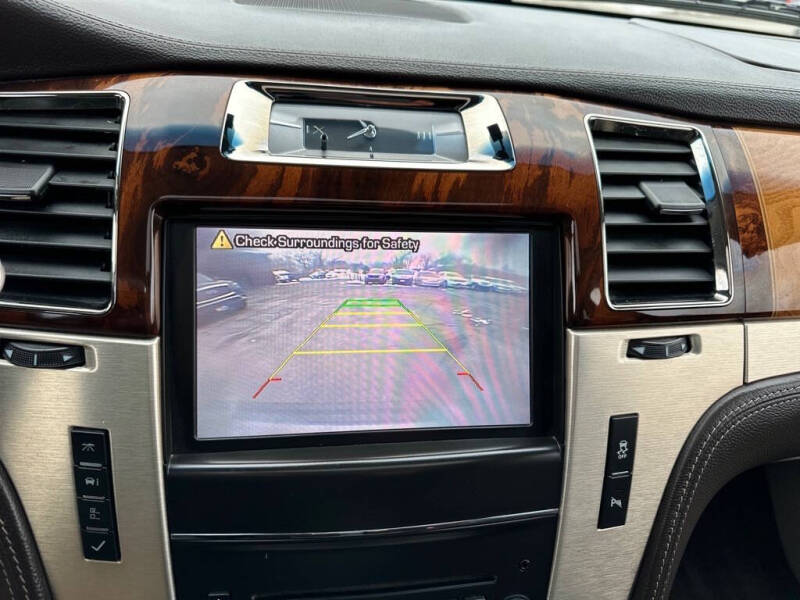 2014 Cadillac Escalade Platinum