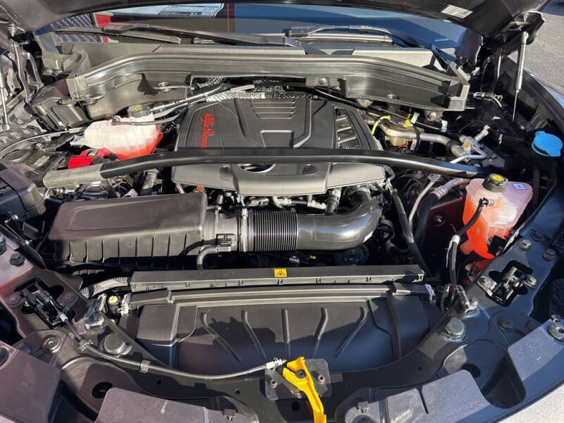 2025 Alfa Romeo Stelvio