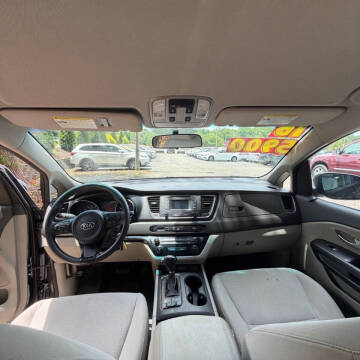 2016 Kia Sedona LX
