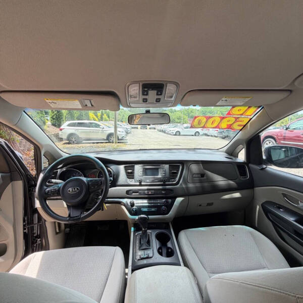 2016 Kia Sedona LX