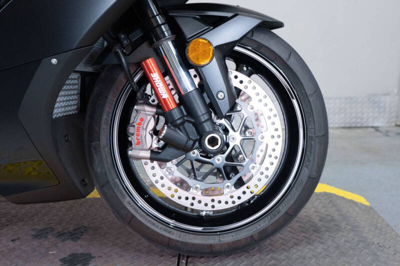 2025 Kawasaki Ninja ZX-10R ABS