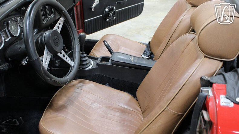 1972 MG B