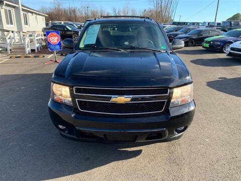 2013 Chevrolet Avalanche LS Black Diamond