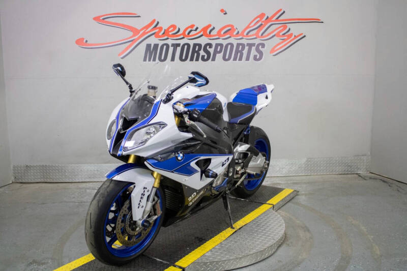 2013 BMW HP 4