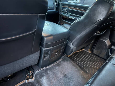 2017 RAM 3500 Laramie