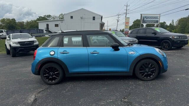 2017 MINI Hardtop 4 Door for sale at Backroads Motorsports in Alexandria, KY