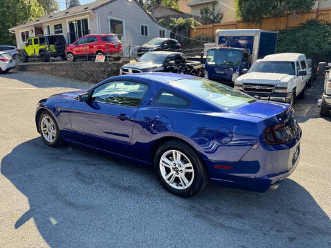 2014 Ford Mustang V6