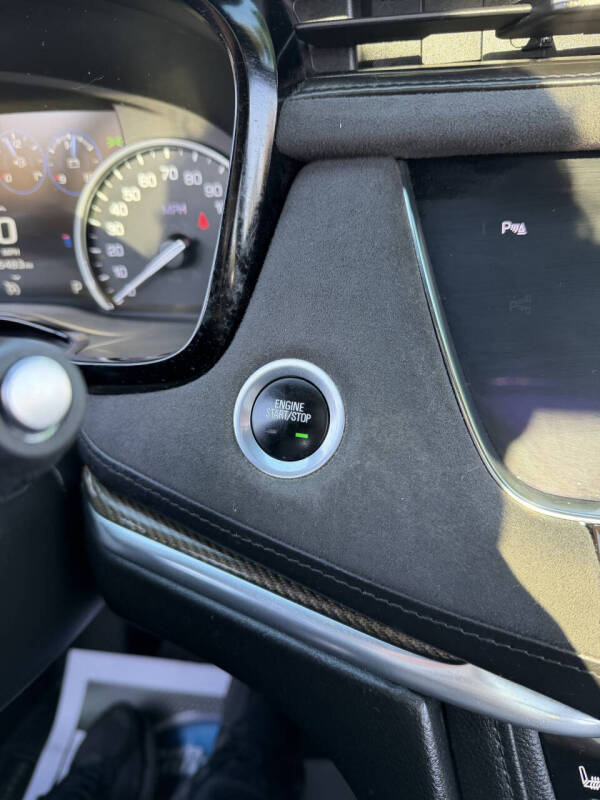 2017 Cadillac XT5 Platinum