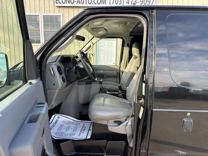 2009 Ford E-Series E-150