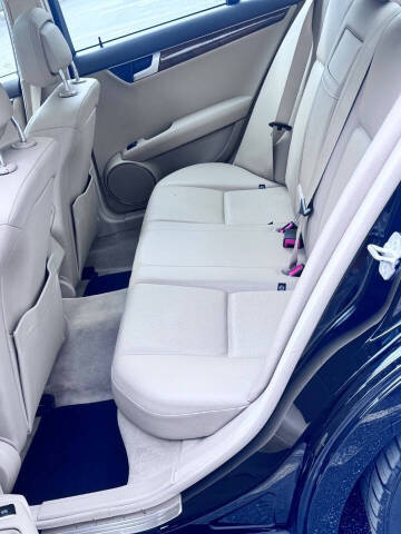 2012 Mercedes-Benz C-Class C 250 Luxury